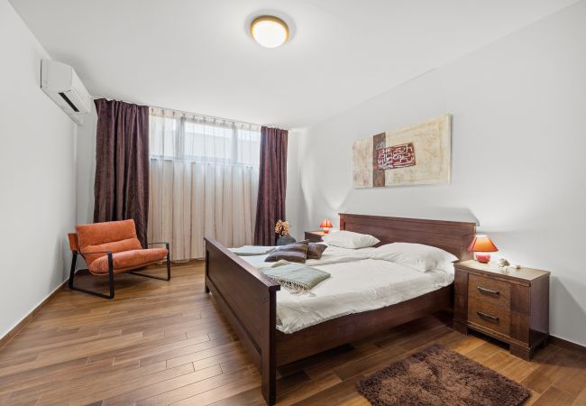 Villa in Galižana - Villa De Flora with salt water pool & sea view near Fažana Villa in Galižana - Villa De Flora with salt water pool & sea view near Fažana