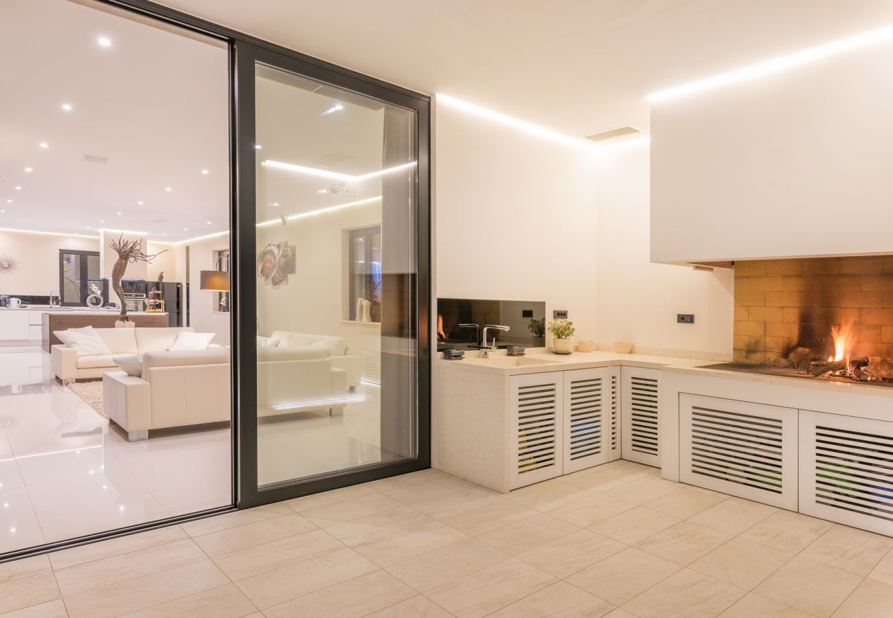 Villa in Vrsar - Villa La Reina for 10 people only 20 meters from the sea with sauna & heated pool near Poreč - Daily Housekeeping