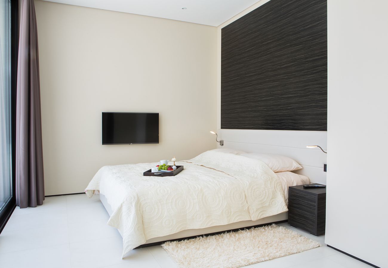 Villa in Vrsar - Villa La Reina for 10 people only 20 meters from the sea with sauna & heated pool near Poreč - Daily Housekeeping