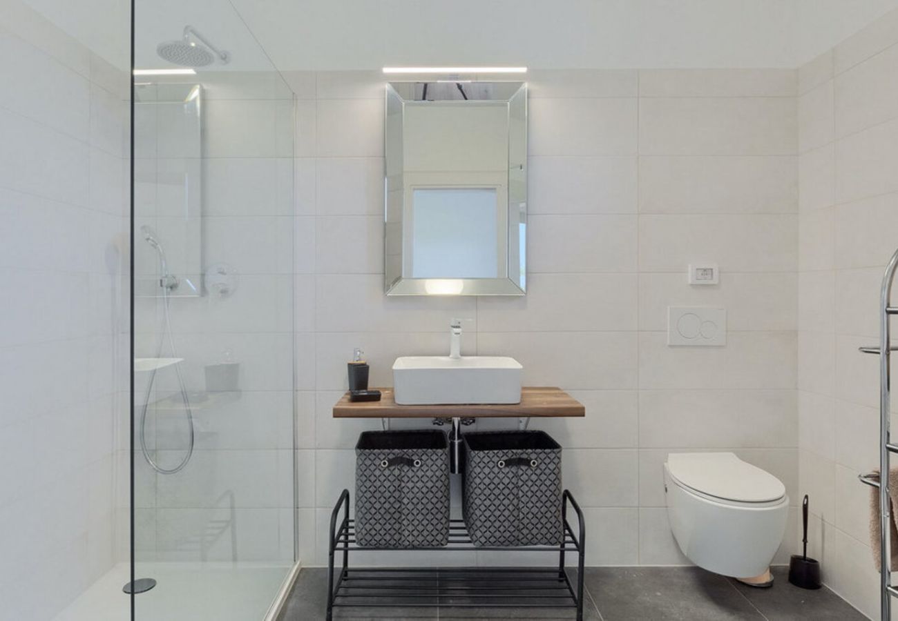 Villa in Vintijan - Villa Lia for 6 people near Pula with children playground and private pool