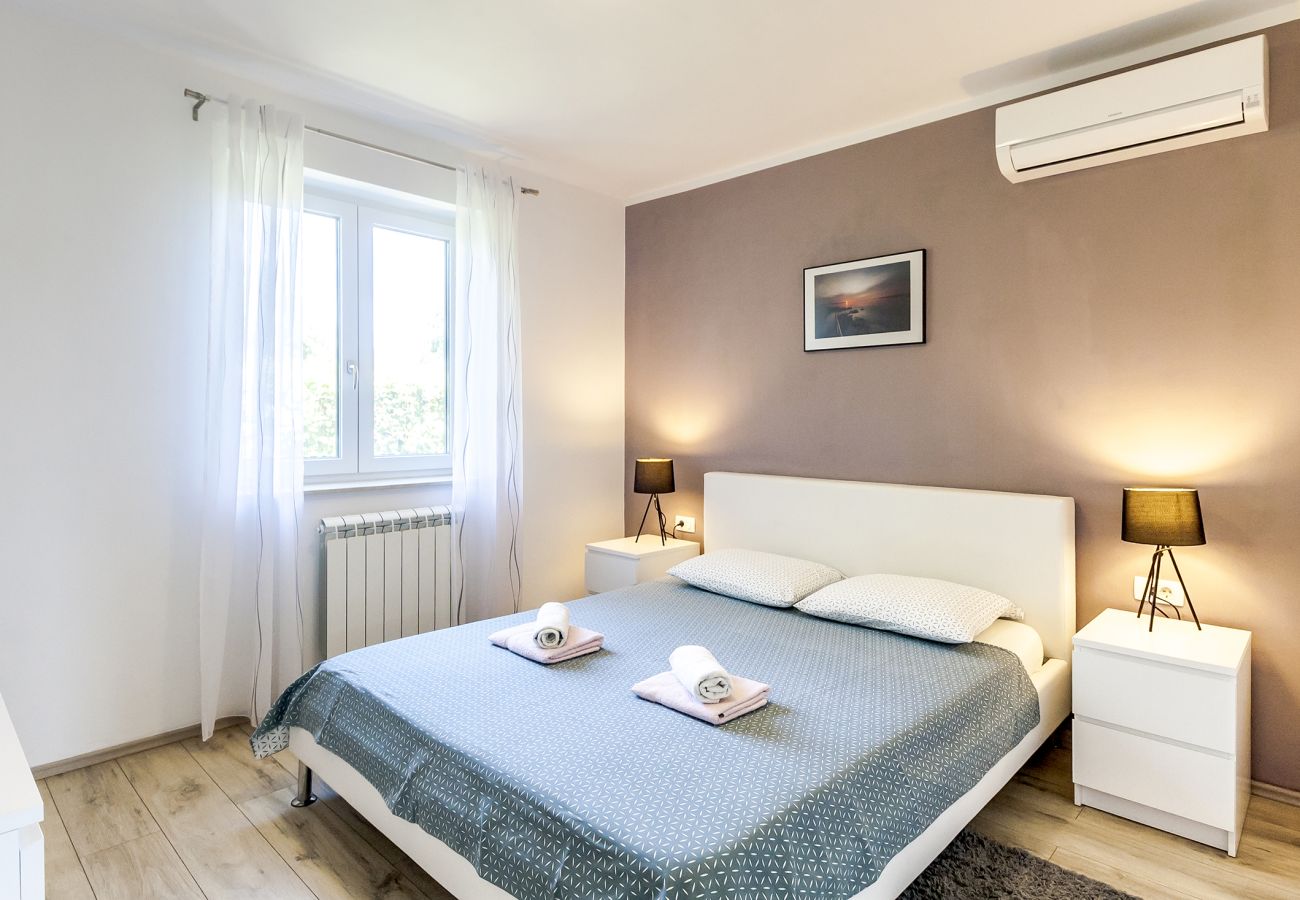 Villa in Marcana - Holiday House Gortan for 7 people near Pula with children playground and private pool - pet friendly