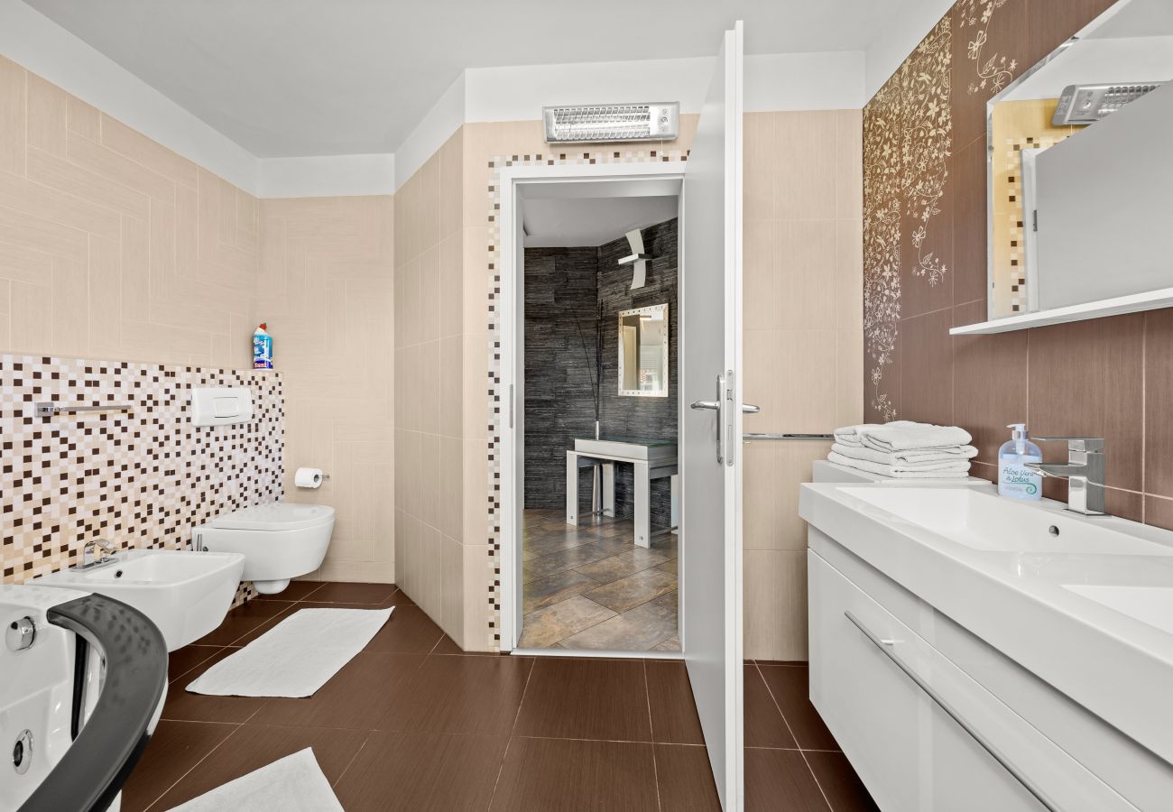 Villa in Marcana - Villa Sole Istria near Pula for 7 people with jacuzzi and children playground