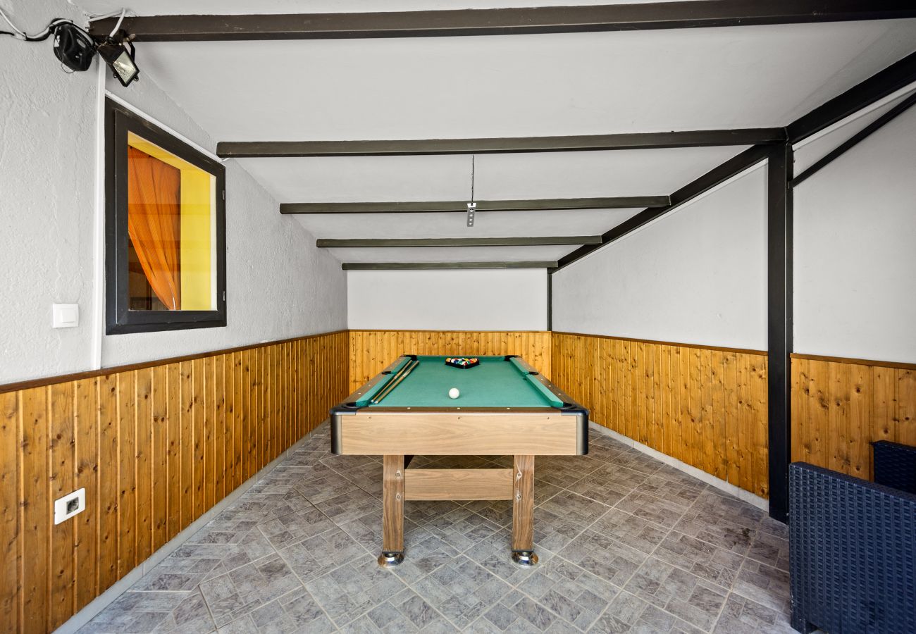 Villa in Marcana - Villa Sole Istria near Pula for 7 people with jacuzzi and children playground