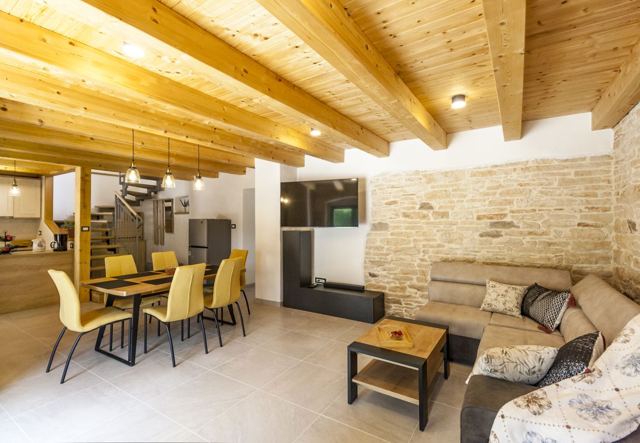 Villa in Modrušani - Villa Doda in Central Istria for 6 people with heated pool and sauna