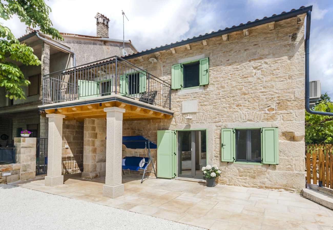 Villa in Modrušani - Villa Doda in Central Istria for 6 people with heated pool and sauna