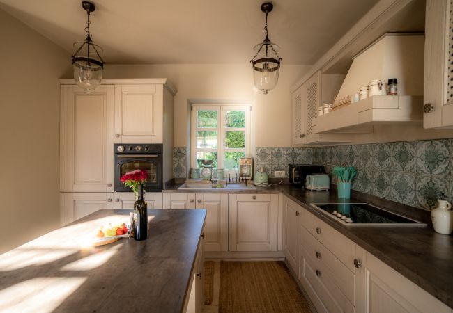 Villa in Višnjan - Villa Moonlight 1 near Poreč for 9 person - pet friendly with large garden, playground & 50 m2 pool Villa in Višnjan - Villa Moonlight 1 near Poreč for 9 person - pet friendly with large garden, playground & 50 m2 pool