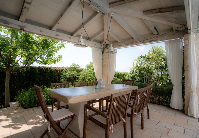 Villa in Višnjan - Villa Moonlight 1 near Poreč for 9 person - pet friendly with large garden, playground & 50 m2 pool Villa in Višnjan - Villa Moonlight 1 near Poreč for 9 person - pet friendly with large garden, playground & 50 m2 pool