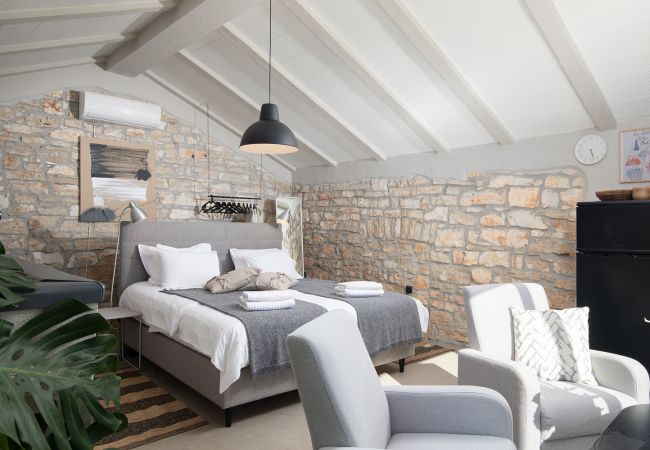 Villa in Bale - Villa Stanza Campitelli for up to 21 people in Central Istria with private pool and pet friendly Villa in Bale - Villa Stanza Campitelli for up to 21 people in Central Istria with private pool and pet friendly