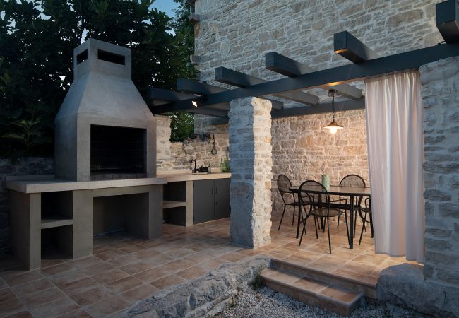 Villa in Bale - Villa Stanza Campitelli for up to 21 people in Central Istria with private pool and pet friendly Villa in Bale - Villa Stanza Campitelli for up to 21 people in Central Istria with private pool and pet friendly