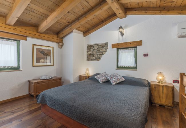 Villa in Kanfanar - Villa Ana Rita for 6 people - beautiful rustical villa with heated pool & jacuzzi in Central Istria Villa in Kanfanar - Villa Ana Rita for 6 people - beautiful rustical villa with heated pool & jacuzzi in Central Istria