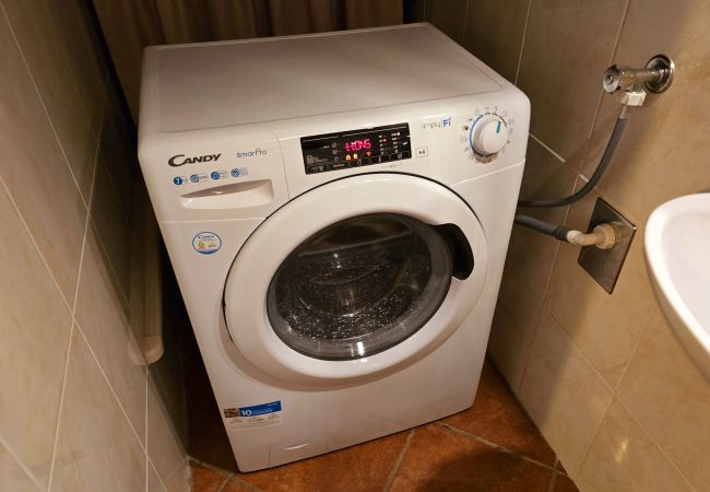 Villa in Kanfanar - Villa Ana Rita for 6 people - beautiful rustical villa with heated pool & jacuzzi in Central Istria Villa in Kanfanar - Villa Ana Rita for 6 people - beautiful rustical villa with heated pool & jacuzzi in Central Istria