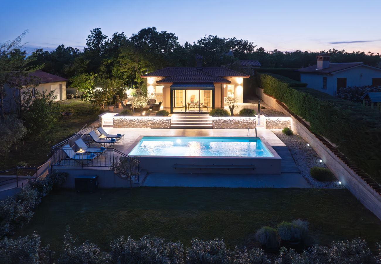 Villa in Salakovci - Villa Krasna Kuća for 5 people near Labin - Rabac with private heated pool