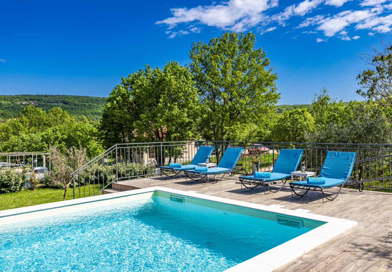 Villa in Salakovci - Villa Krasna Kuća for 5 people near Labin - Rabac with private heated pool