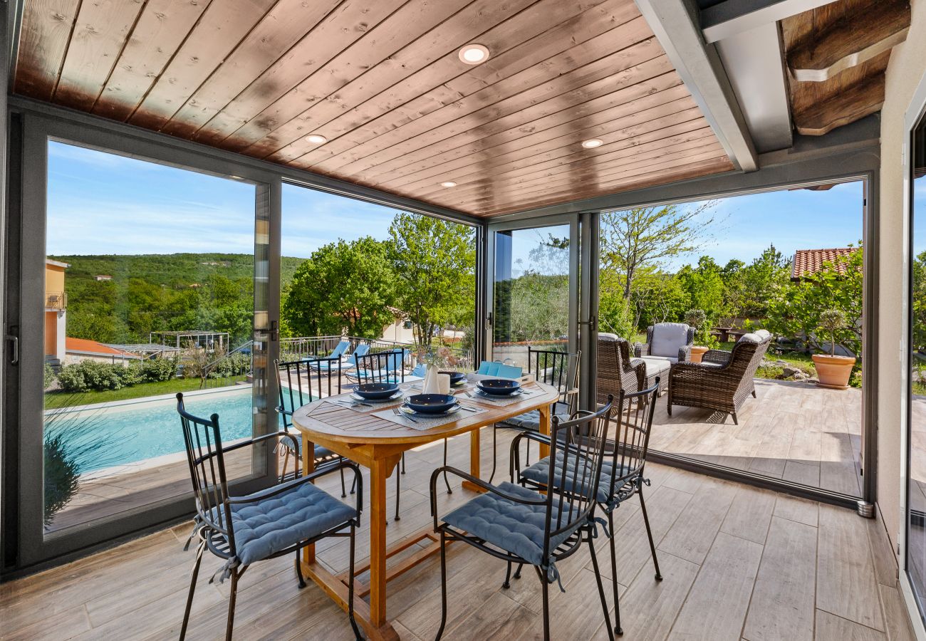 Villa in Salakovci - Villa Krasna Kuća for 5 people near Labin - Rabac with private heated pool