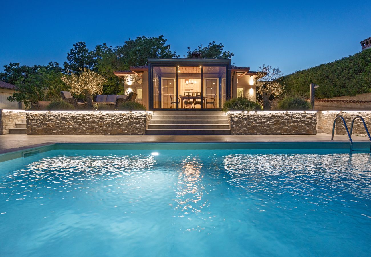 Villa in Salakovci - Villa Krasna Kuća for 5 people near Labin - Rabac with private heated pool