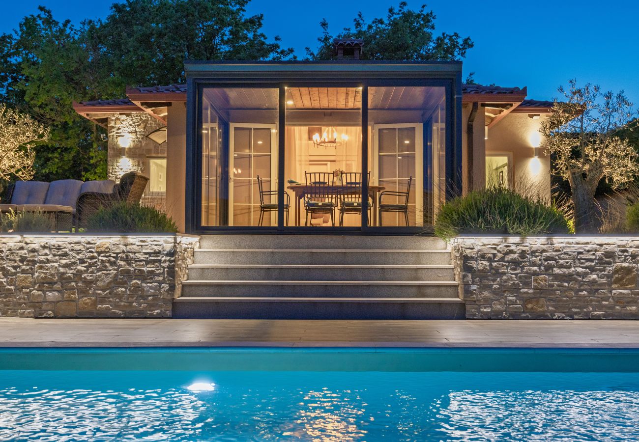 Villa in Salakovci - Villa Krasna Kuća for 5 people near Labin - Rabac with private heated pool