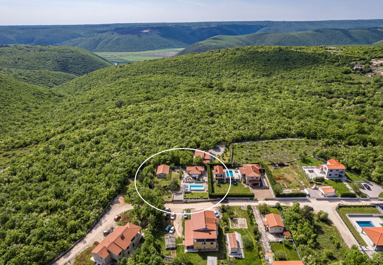 Villa in Salakovci - Villa Krasna Kuća for 5 people near Labin - Rabac with private heated pool