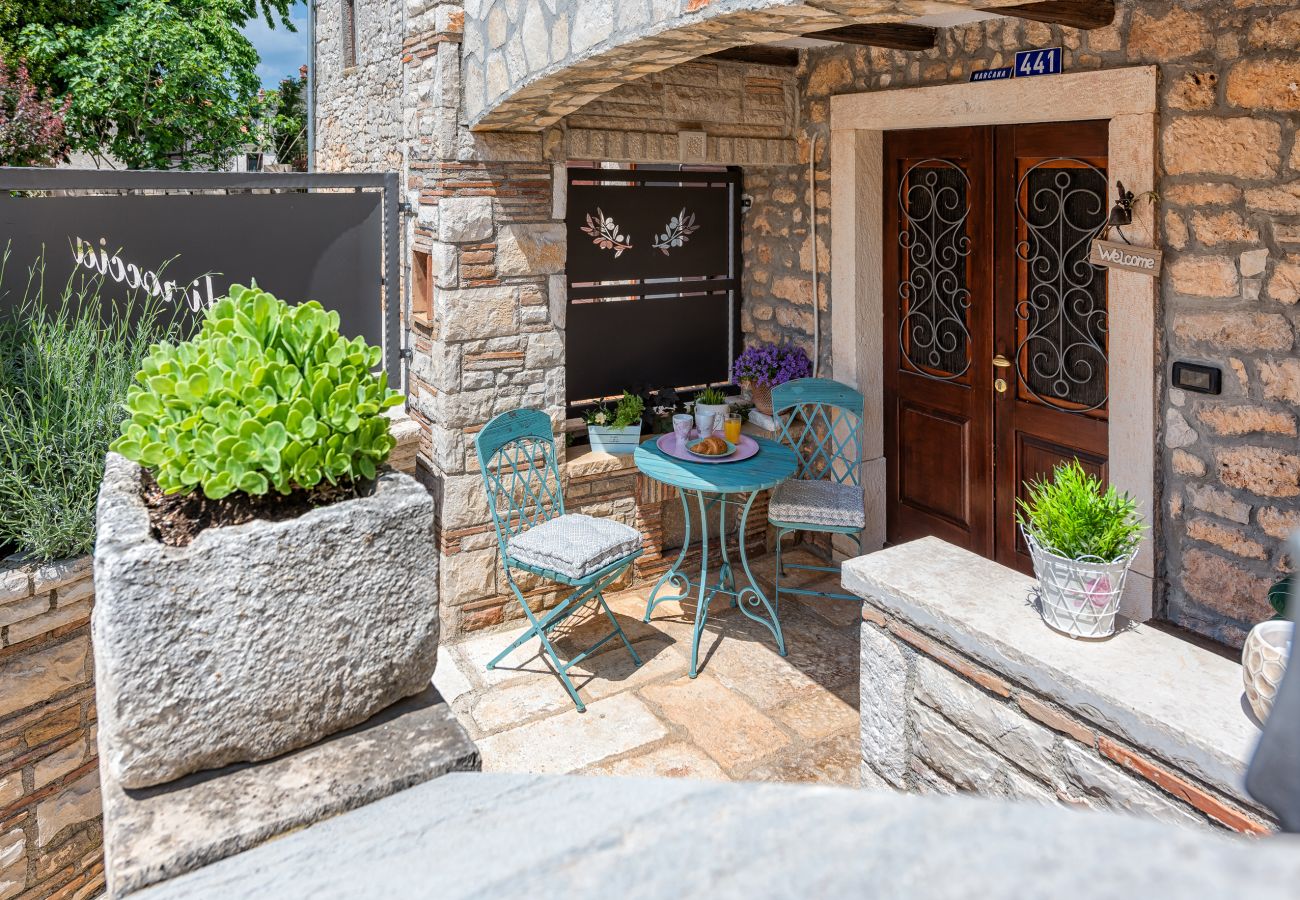Villa in Marcana - Villa Casa di Roccia for 8 people in Central Istria - pet friendly with heated pool & jacuzzi