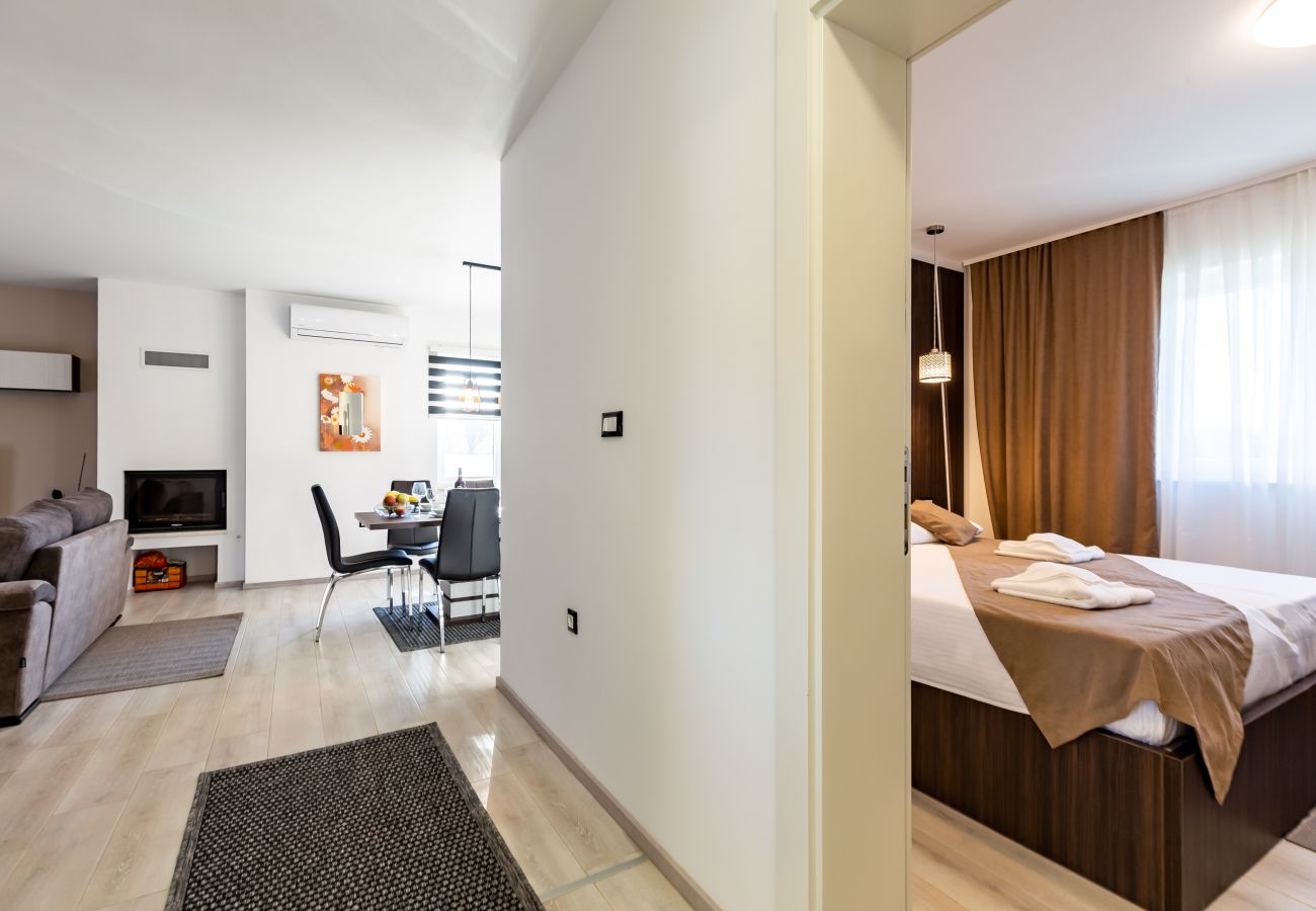 Villa in Šišan - Villa Alba Bianca near Pula for 6 people with children playground and wellness