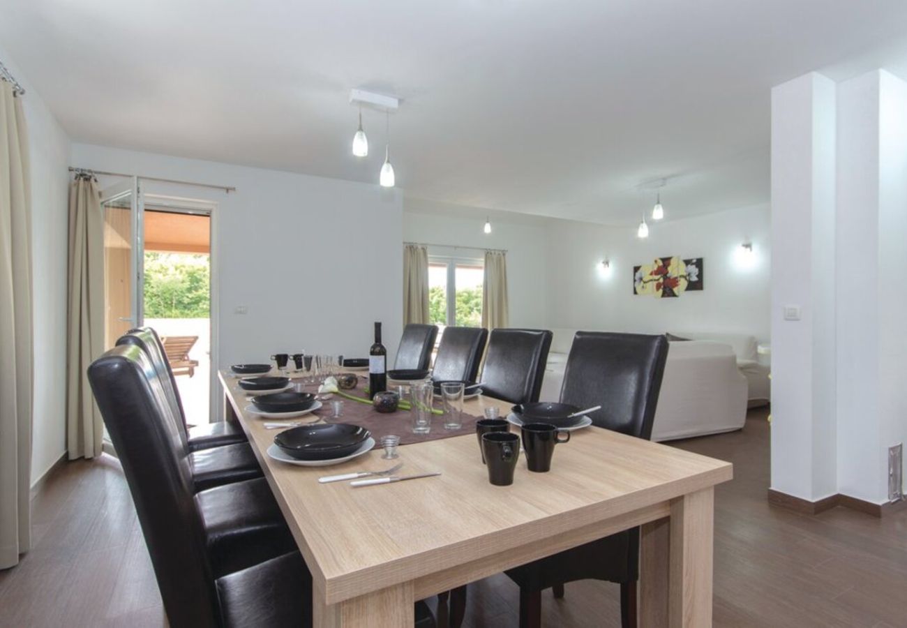 Villa in Filipana - Casa Filipana for 8 people near Pula with volleyball pitch and children playground