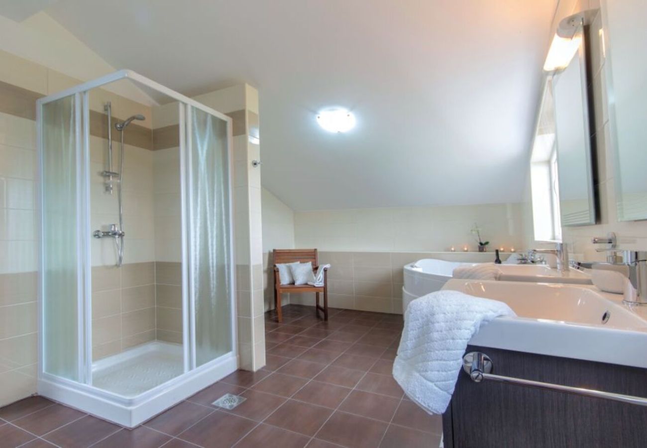 Villa in Filipana - Casa Filipana for 8 people near Pula with volleyball pitch and children playground
