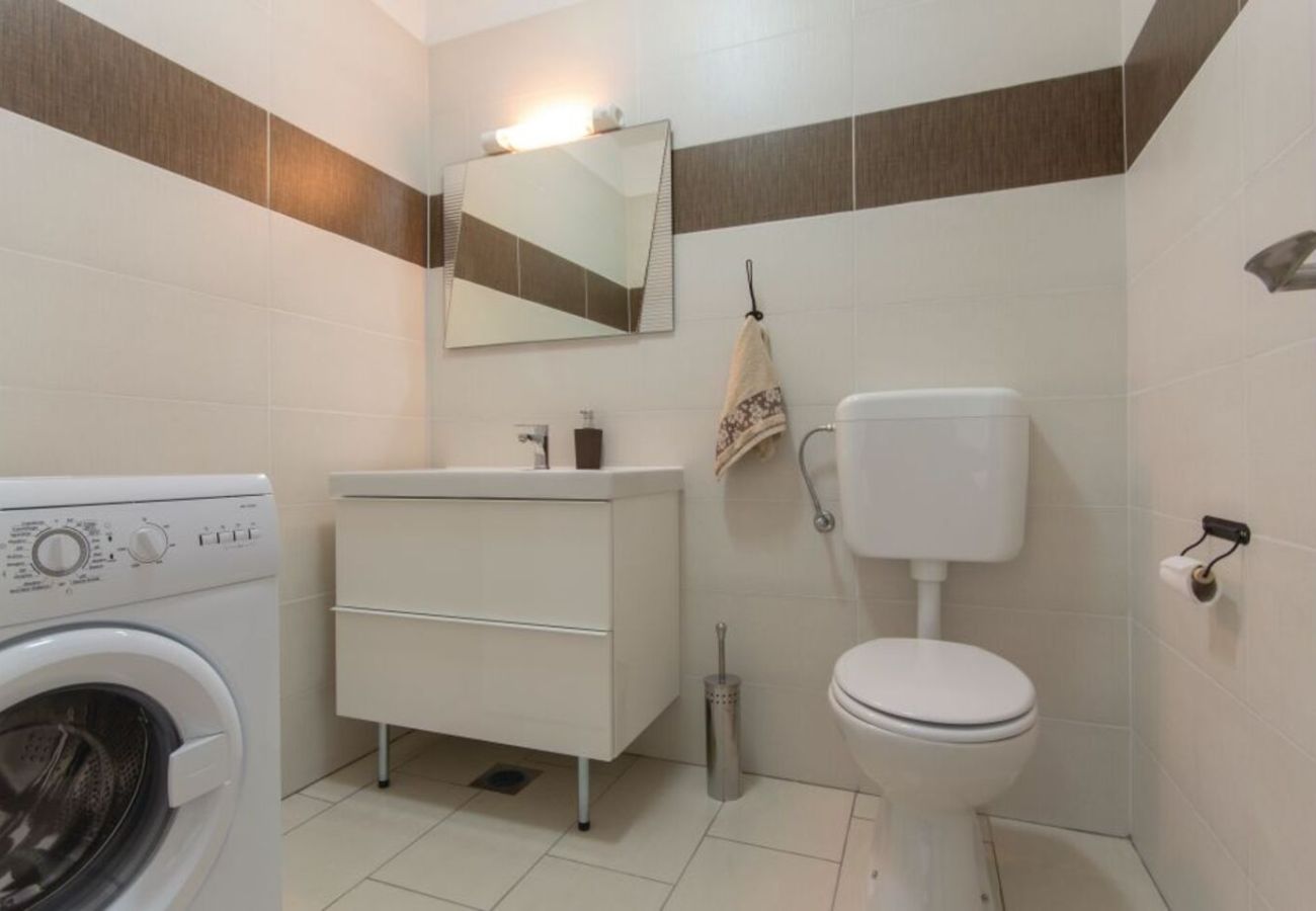 Villa in Filipana - Casa Filipana for 8 people near Pula with volleyball pitch and children playground