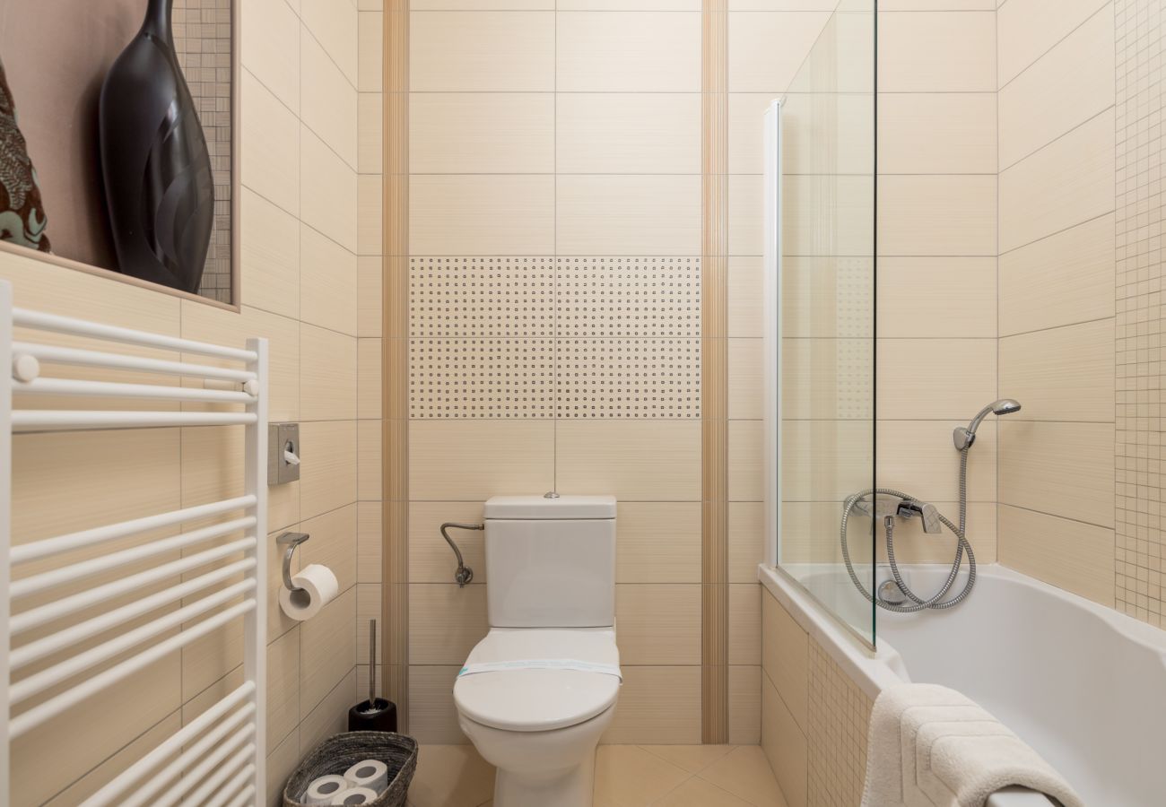 Villa in Umag - Villa Magnolia in Umag for 10 persons - beachfront - with sea view, jacuzzi and fitness area