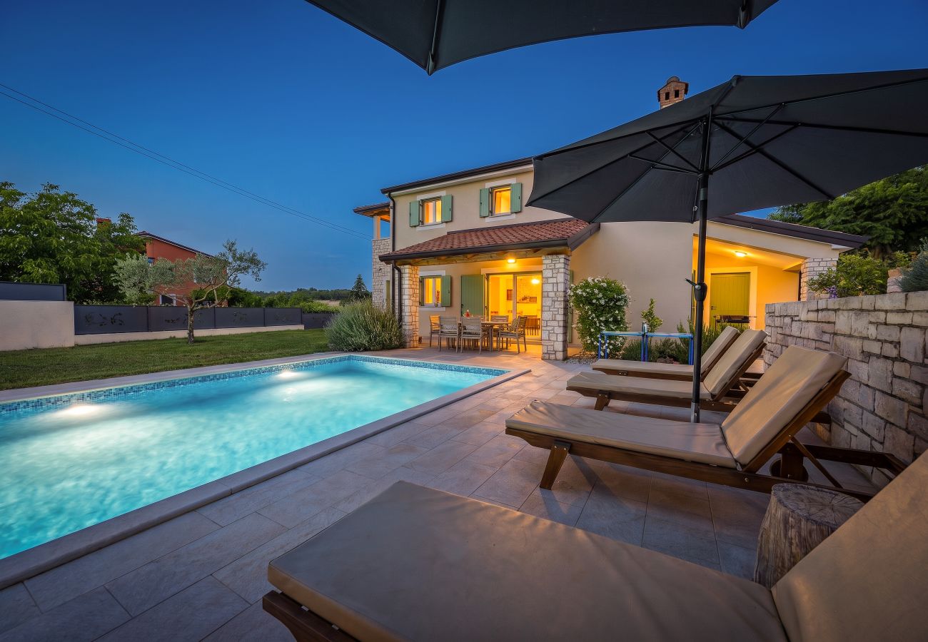 Villa in Umag - Villa Stella Juricani for 6 people near Umag with private pool only 4 km from the beach