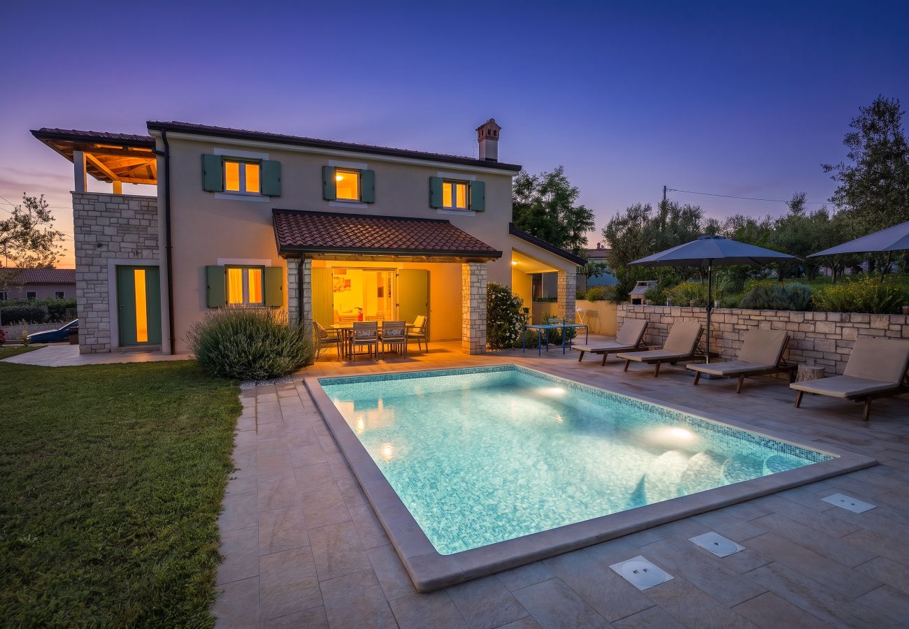 Villa in Umag - Villa Stella Juricani for 6 people near Umag with private pool only 4 km from the beach