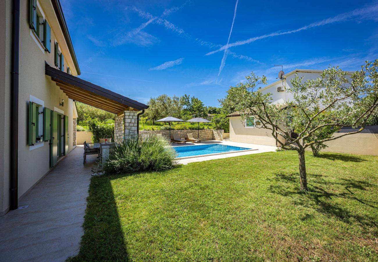 Villa in Umag - Villa Stella Juricani for 6 people near Umag with private pool only 4 km from the beach