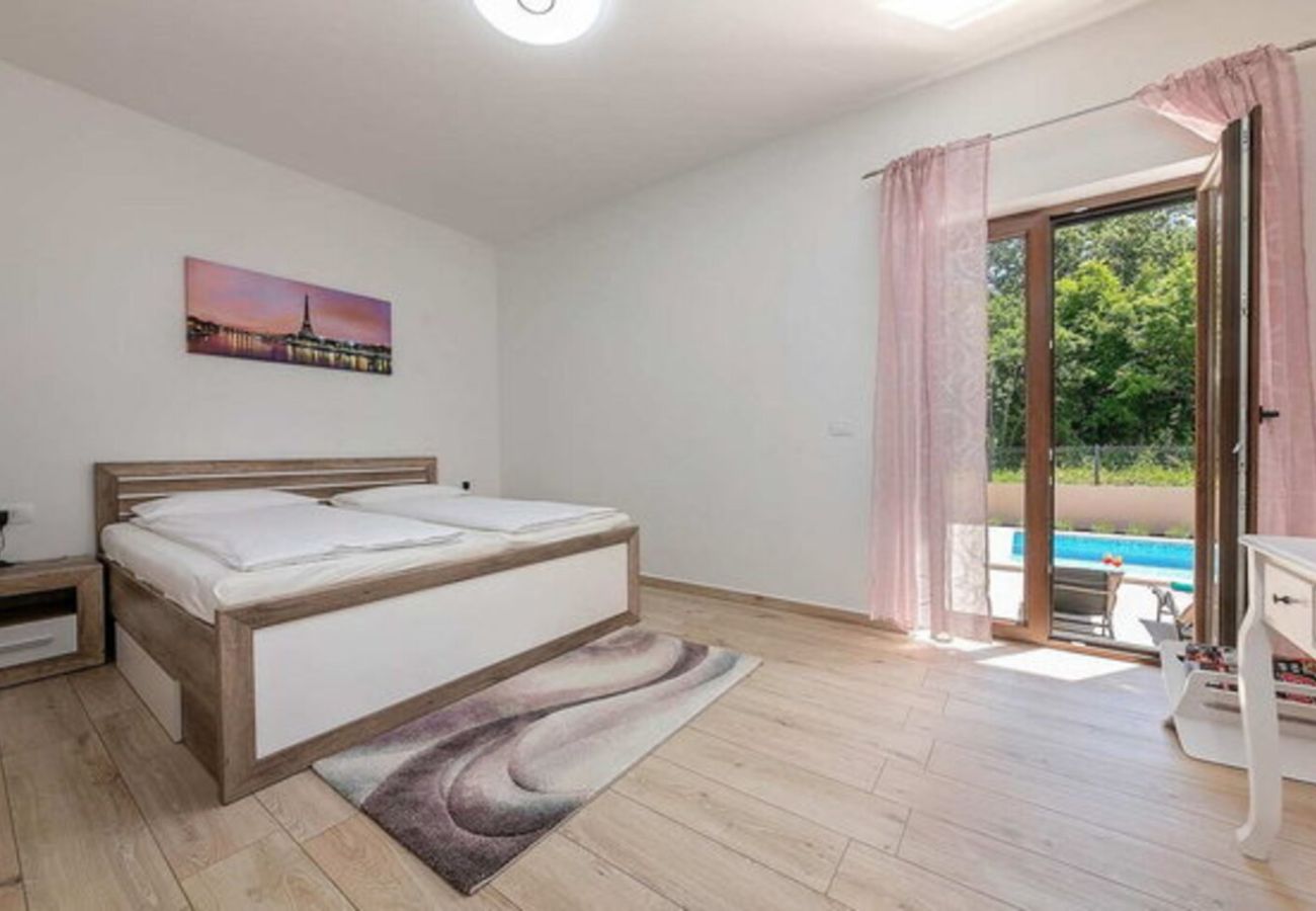 Villa in Labin - Villa Milica near Labin for 8 people with private pool & kids playground - pet friendly
