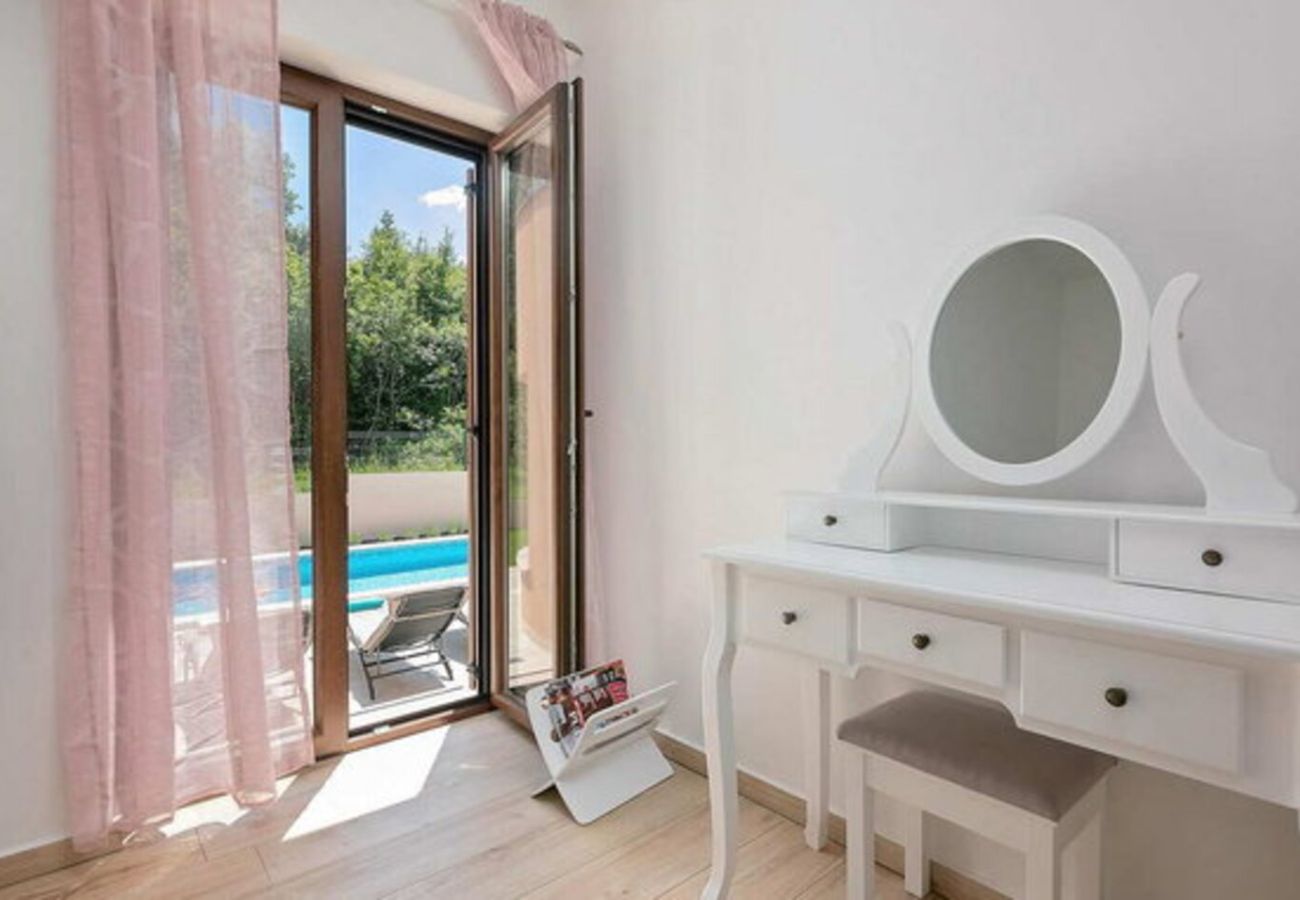 Villa in Labin - Villa Milica near Labin for 8 people with private pool & kids playground - pet friendly