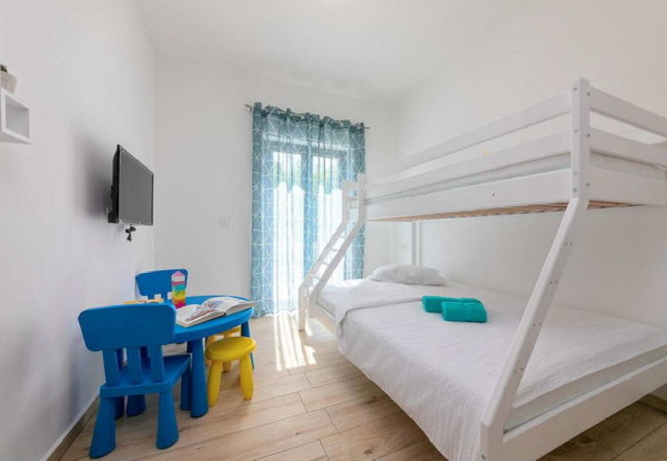 Villa in Labin - Villa Milica near Labin for 8 people with private pool & kids playground - pet friendly