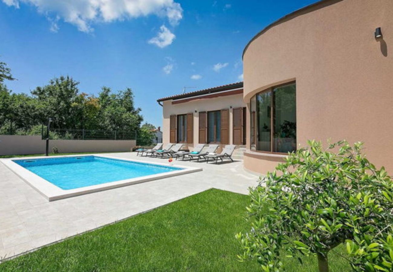 Villa in Labin - Villa Milica near Labin for 8 people with private pool & kids playground - pet friendly