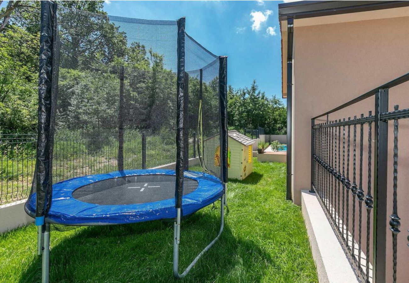 Villa in Labin - Villa Milica near Labin for 8 people with private pool & kids playground - pet friendly