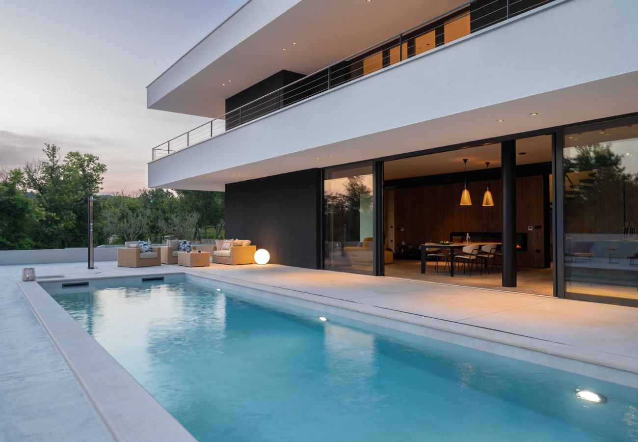 Villa in Šterna - Luxury Villa She for 6 people with 61 m2 private pool, kids playground & sport activities on-side