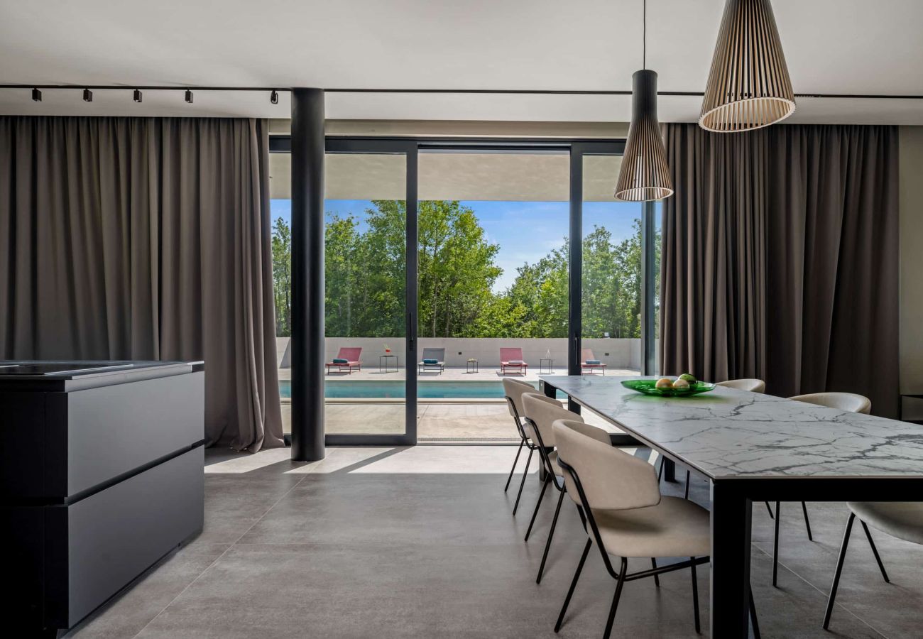 Villa in Šterna - Luxury Villa She for 6 people with 61 m2 private pool, kids playground & sport activities on-side