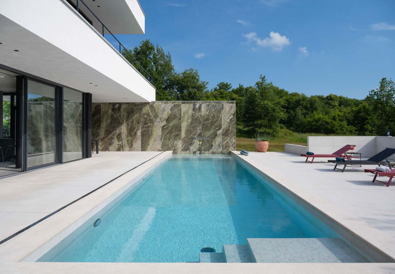 Villa in Šterna - Luxury Villa She for 6 people with 61 m2 private pool, kids playground & sport activities on-side