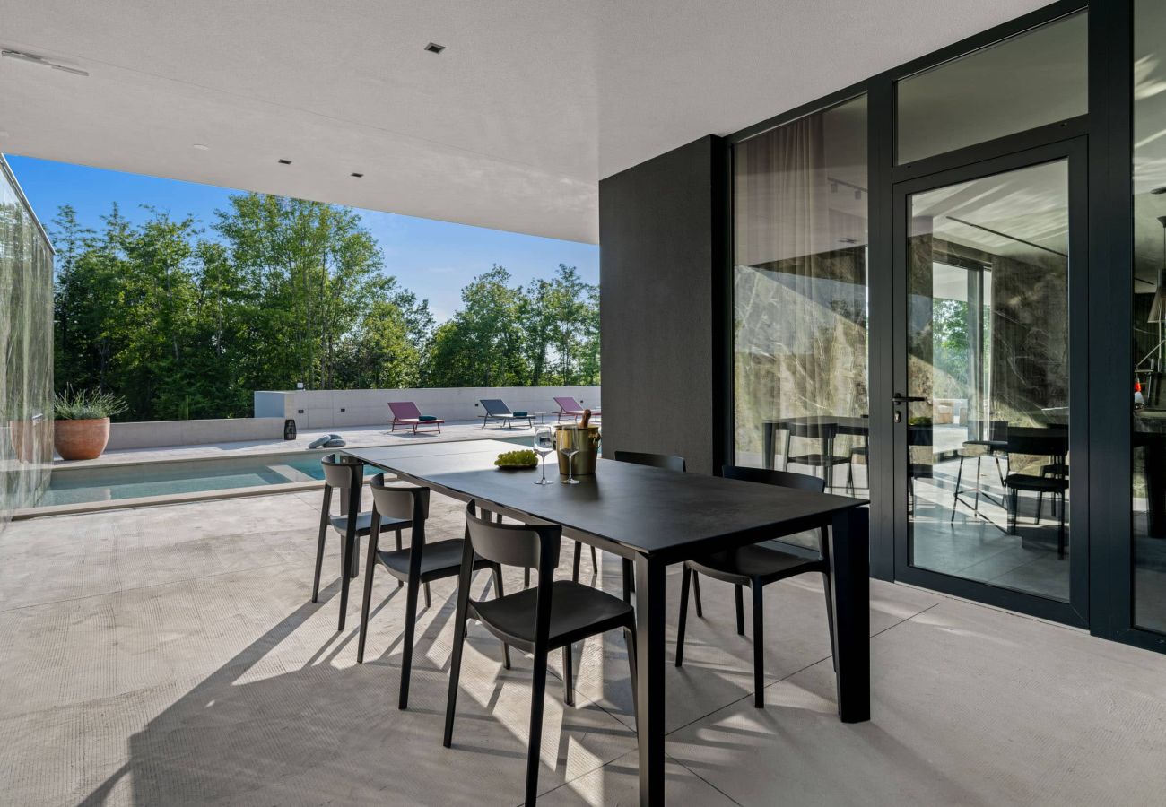 Villa in Šterna - Luxury Villa She for 6 people with 61 m2 private pool, kids playground & sport activities on-side