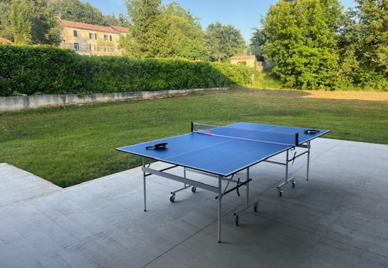 Villa in Šterna - Luxury Villa She for 6 people with 61 m2 private pool, kids playground & sport activities on-side