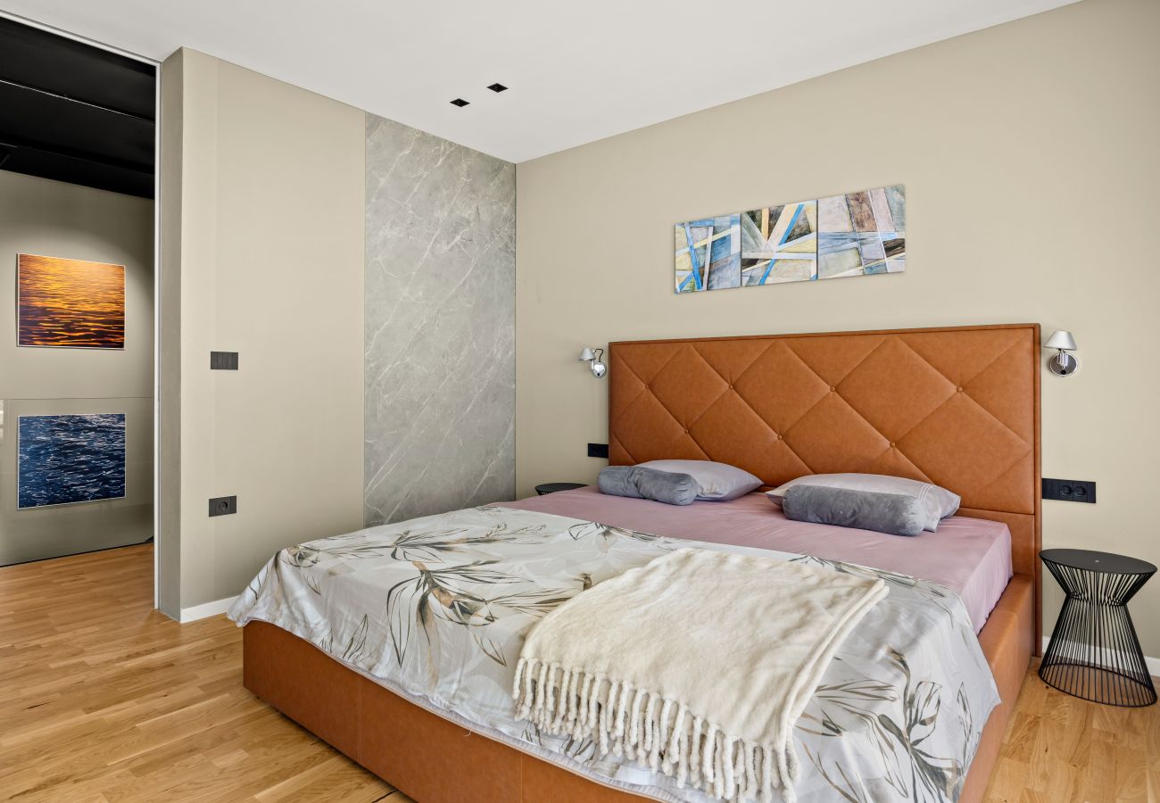 Villa in Šterna - Luxury Villa She for 6 people with 61 m2 private pool, playground & activities on-side for adults and kids