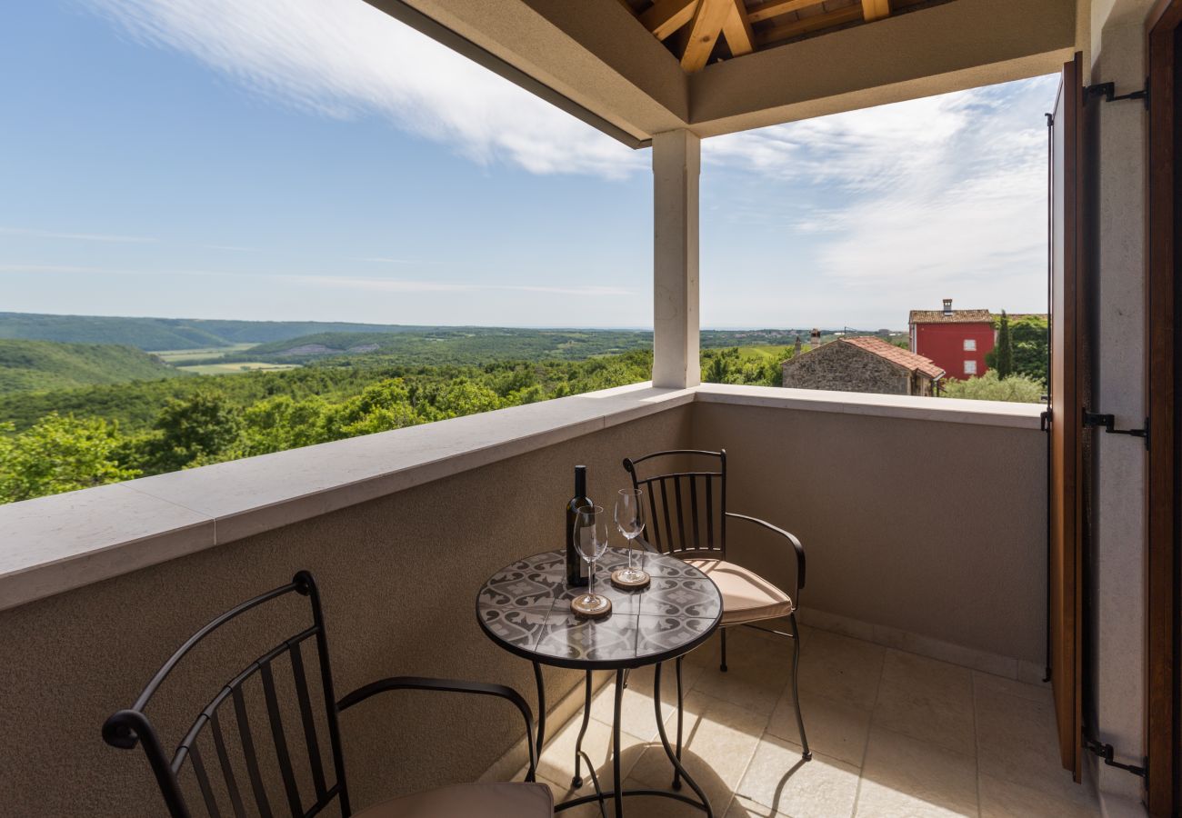 Villa in Krasica - Villa Skraline for 6 people near Umag with salt-water private pool & sea view