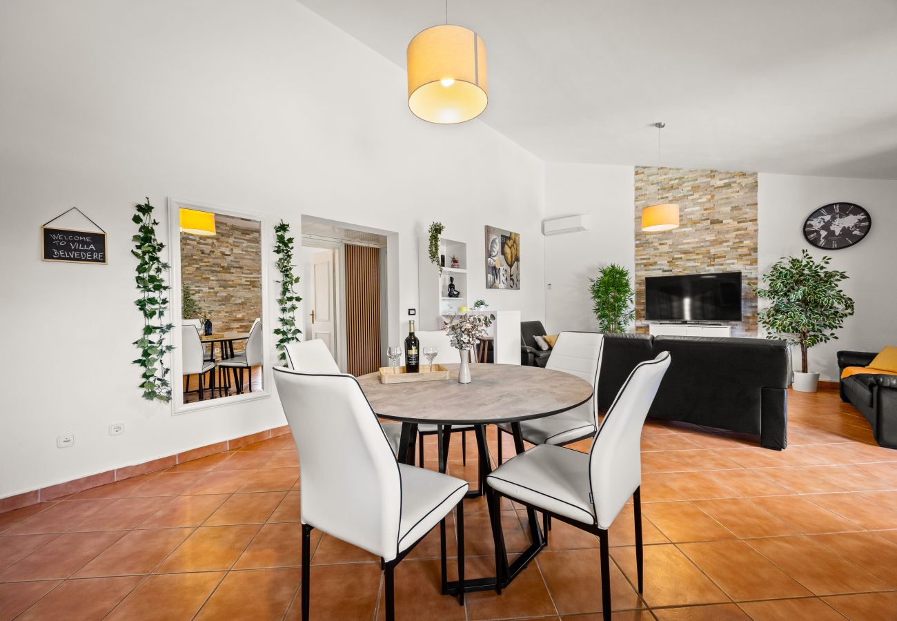 Villa in Montižana - Villa Belvedere for 6 people near Poreč with sea view and pet friendly