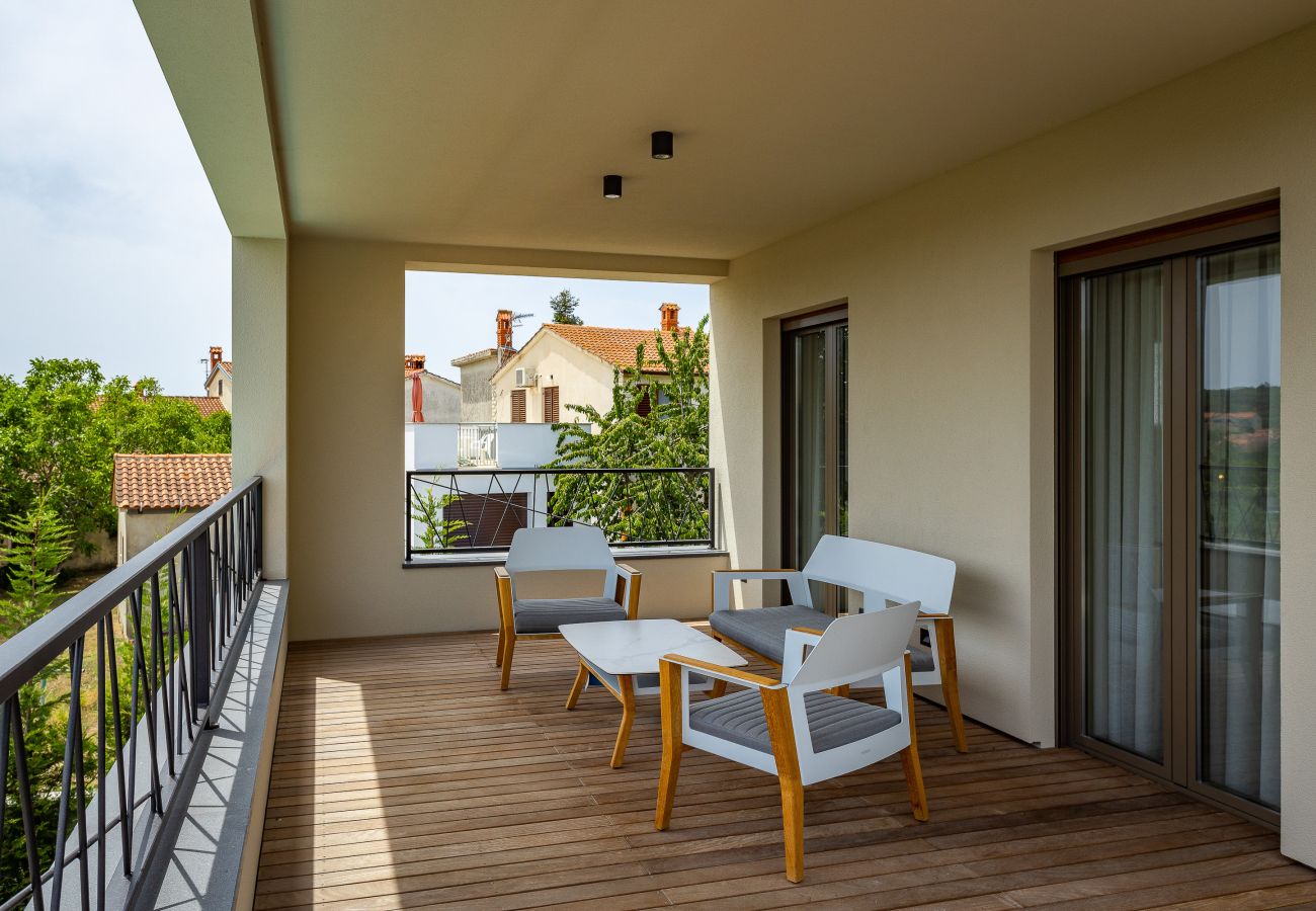 Villa in Banjole - Villa One Way for 8 people near Medulin with heated pool, kids playground & only 200 m from the beach