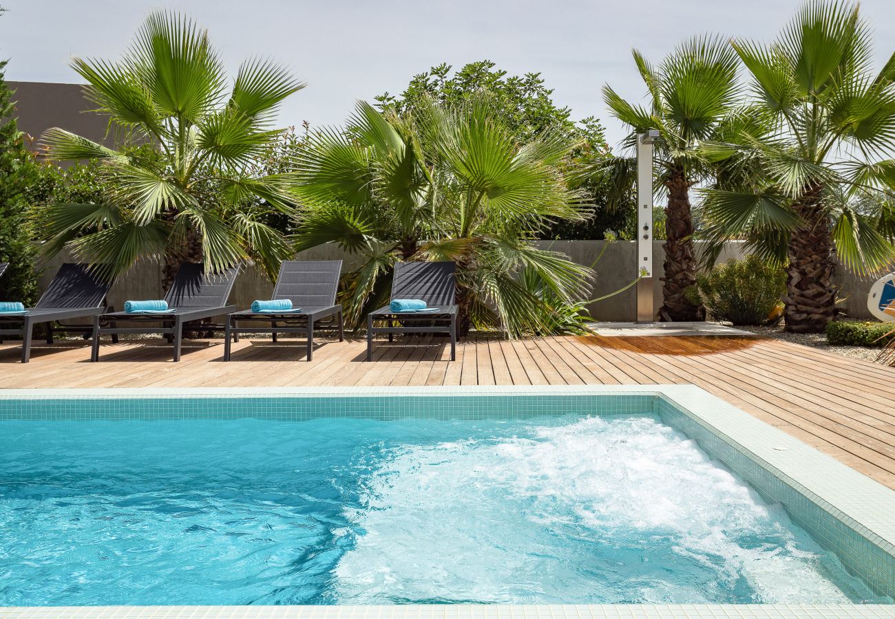 Villa in Banjole - Villa One Way for 8 people near Medulin with heated pool, kids playground & only 200 m from the beach