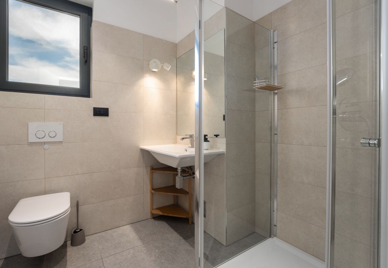 Villa in Varvari - Villa Anni for 10 people in Porec with heated pool, sea view & kids room and playground