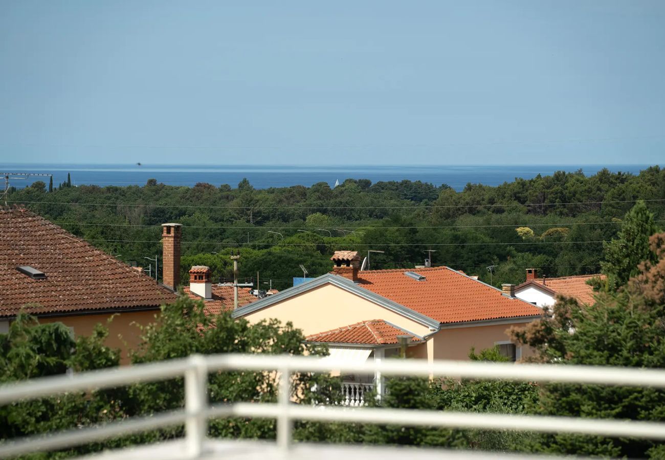 Villa in Varvari - Villa Anni for 10 people in Porec with heated pool, sea view & kids room and playground