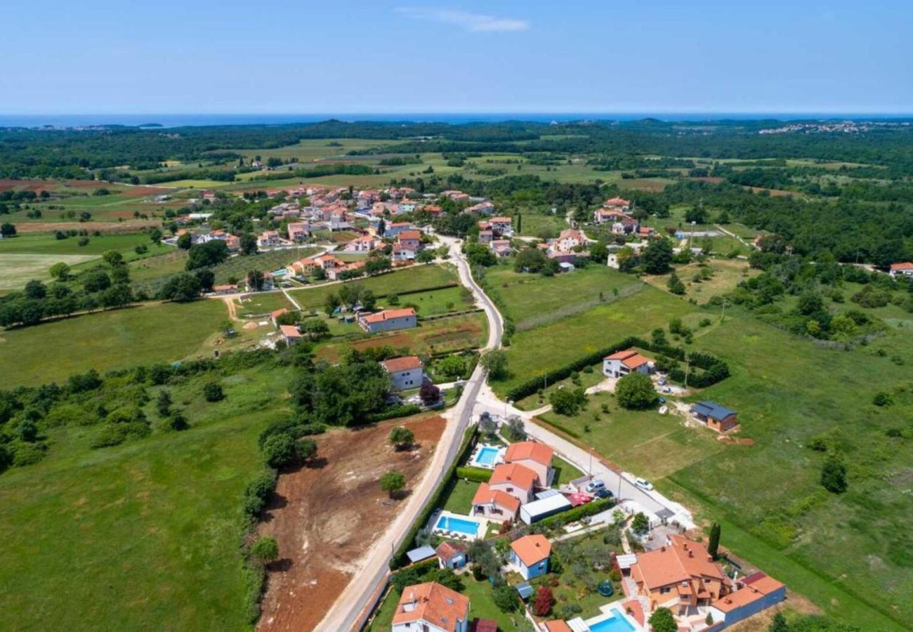 Villa in Porec - Villa Mia & Iva for 6+2 people near Poreč with private pool & kids playground - pet friendly