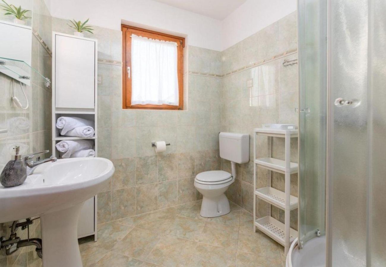 Villa in Porec - Villa Mia & Iva for 6+2 people near Poreč with private pool & kids playground - pet friendly