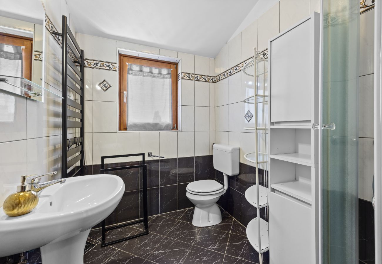 Villa in Porec - Villa Mia & Iva for 6+2 people near Poreč with private pool & kids playground - pet friendly